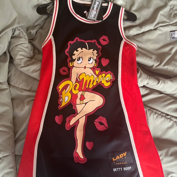 Three Betty Boop Jersey Dresses - Picture 5 of 7